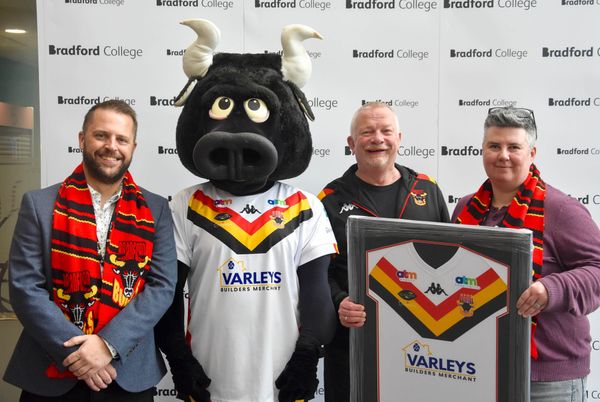 Bradford College partnership with Bradford Bulls charges on
