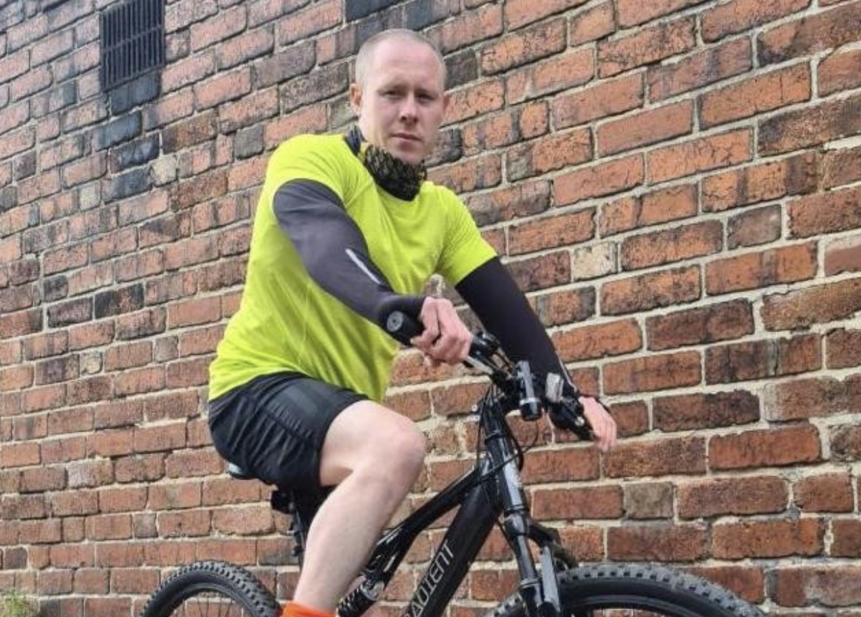 Barnsley fundraiser in miles for money cycle challenge
