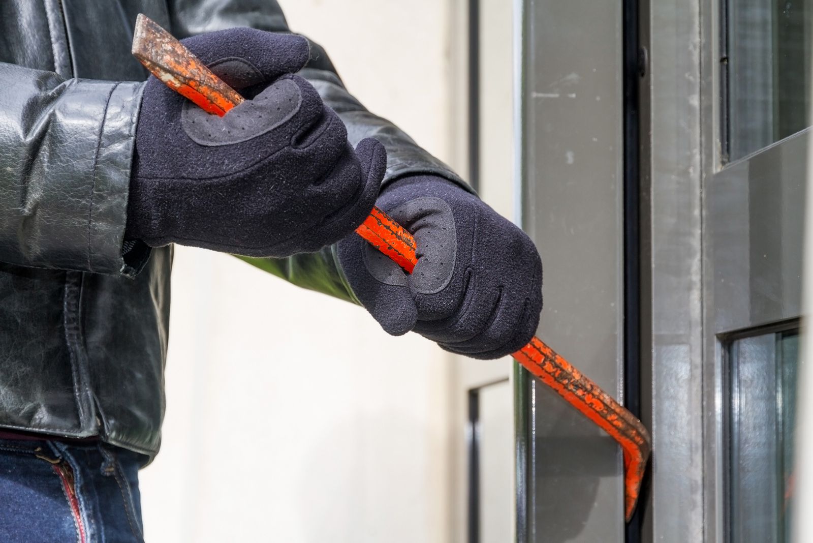 Jewellery theft warning for Yorkshire and Humber homeowners