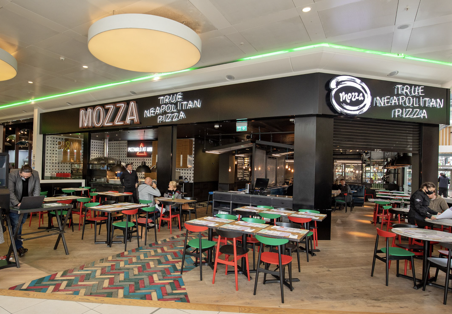 Wood-fired pizza specialists Mozza open first English restaurant at White Rose