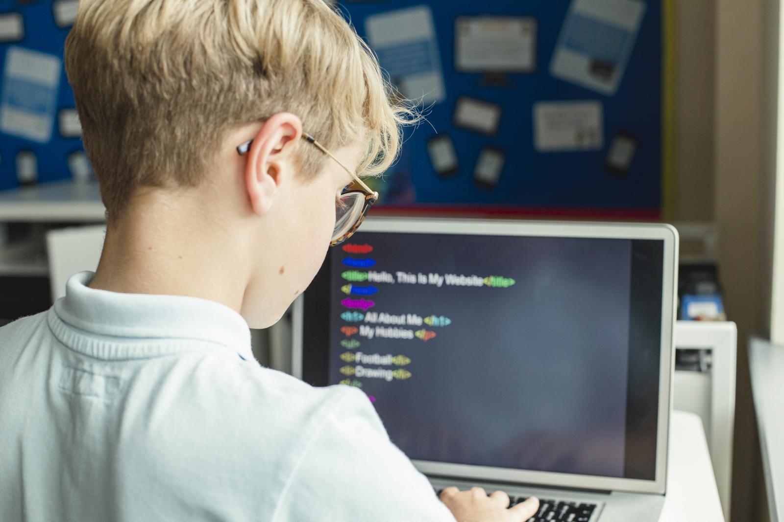 Fun ways to introduce kids to programming and coding