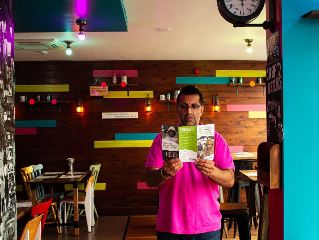 Restaurant steps up to the plate to help India’s “Railway Children”