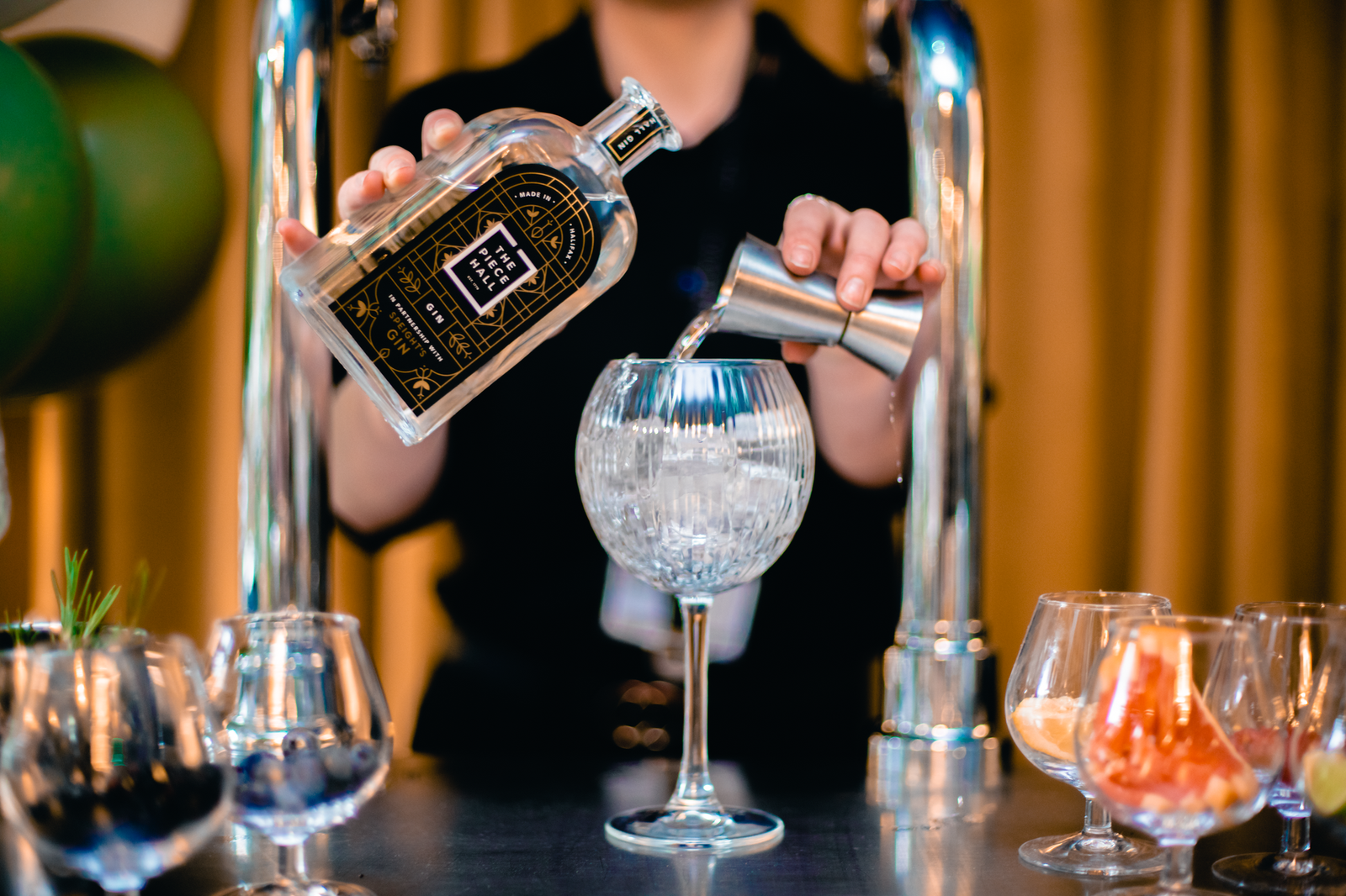 Visitors can take home a Piece of the Hall this Christmas as historic Yorkshire venue launches gin