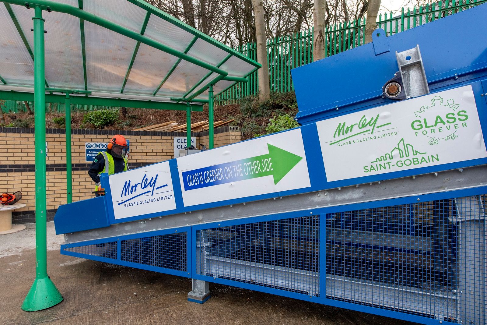 Firm launches free glass recycling service for local window installers