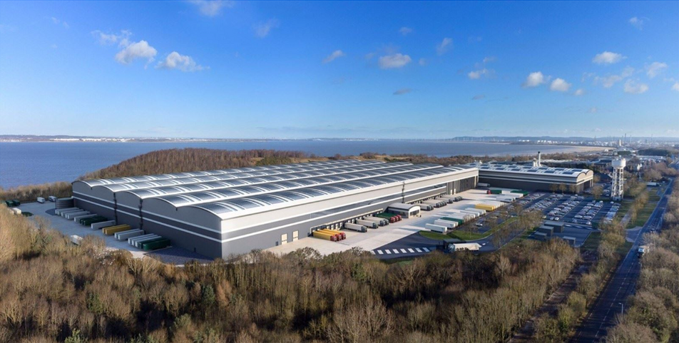 Law firm advises B&M on new distribution centre