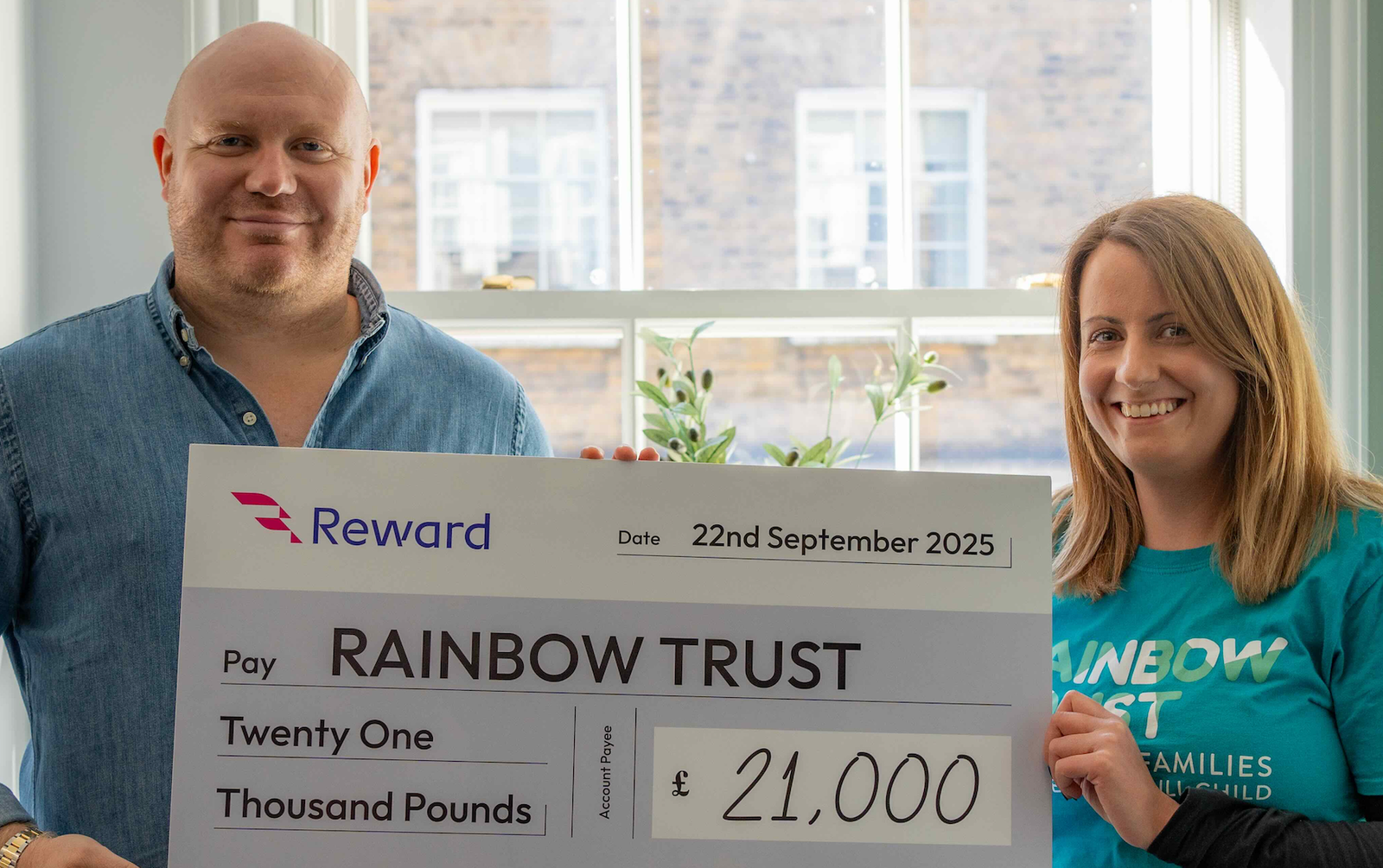 Reward Funding raises £21k for Rainbow Trust children's charity
