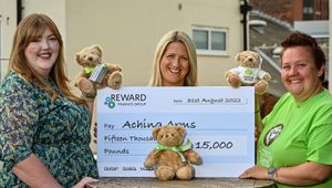 Reward raises £15,000 for Aching Arms charity to support bereaved parents