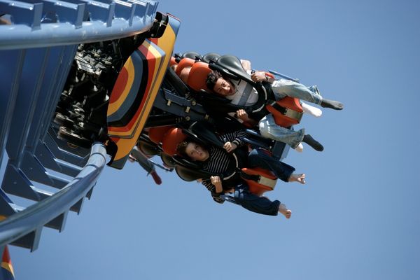 Award winning theme park secures funding from Barclays