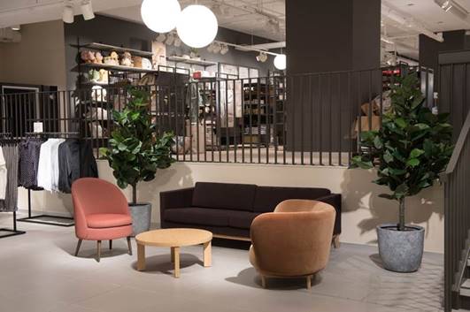 H&M Trinity Leeds store reopens