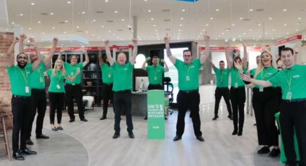 Wren Kitchens lands in Altrincham with cutting edge showroom